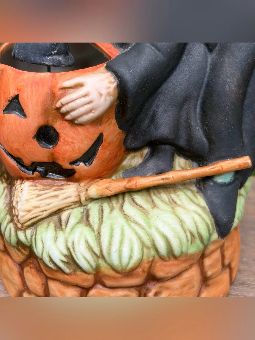 Vintage Ceramic Halloween Witch Jack-O-Lantern Black Cat Music Box Working